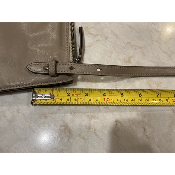 Banana Republic Crossbody Bag Taupe Leather Purse Zip Top Everyday Handbag - Picture 6 of 15